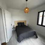 Vakantiehuis Robinia Cormier 150 M De La *