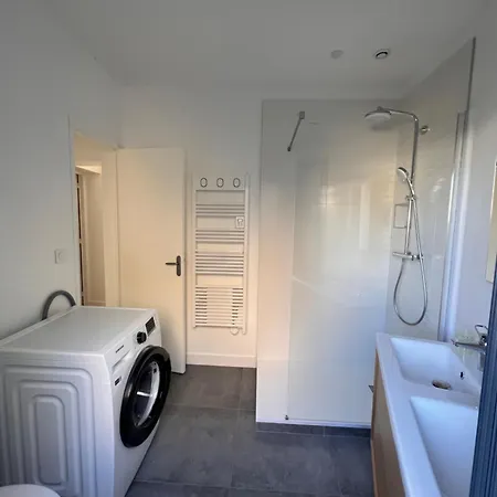 Robinia Cormier 150 M De La Holiday home