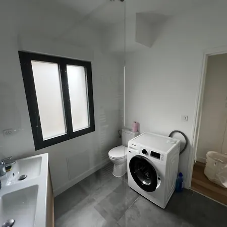 Robinia Cormier 150 M De La * La Plaine-sur-Mer